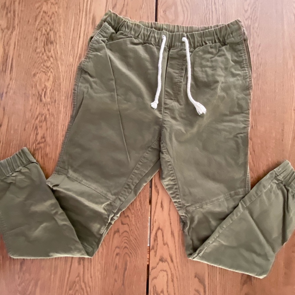 🌺H &M green men jogger Sz 32